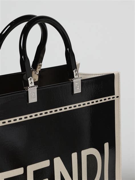 borsa vernice nera fendi collezione vecchia|Acquista Borse in Nero da Donna .